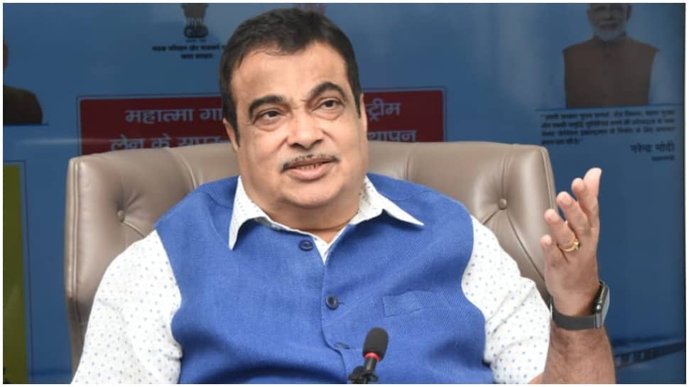 Nitin gadkari 