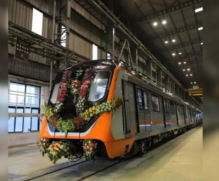 Metro in kanpur